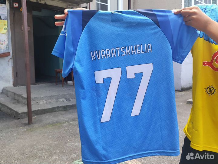 Футбольная форма наполи хвича кварацхелия