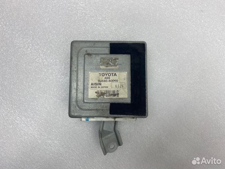 Блок электронный Toyota Land Cruiser Prado 90 1KZT