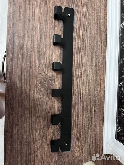 Крючки самоклеющиеся