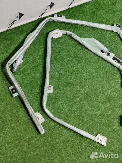 Шторка безопасности Mercedes-Benz E-Class W212