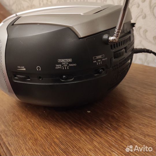 Магнитофон hyundai, CD, MP3, кассеты, радио