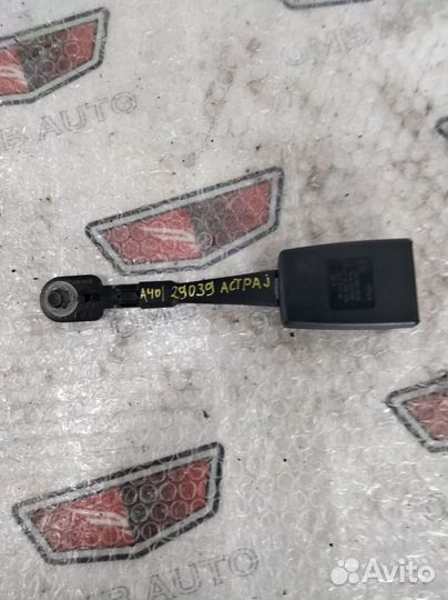 Ответная часть передняя левая Опель Астра J