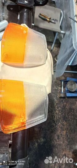 Новые стекла поворотников вольво 240