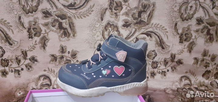 Ботинки для девочки