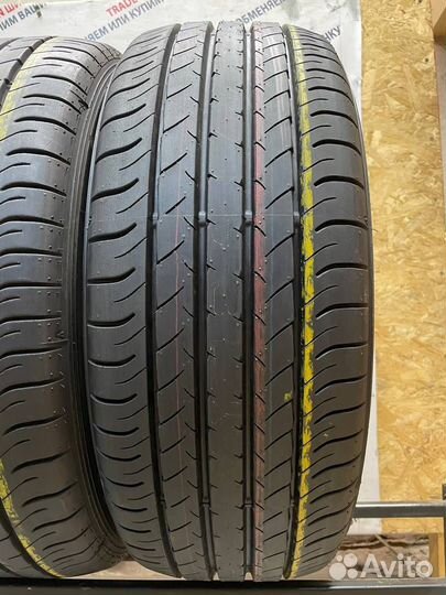 Dunlop SP Sport Maxx 050 215/55 R17 94V