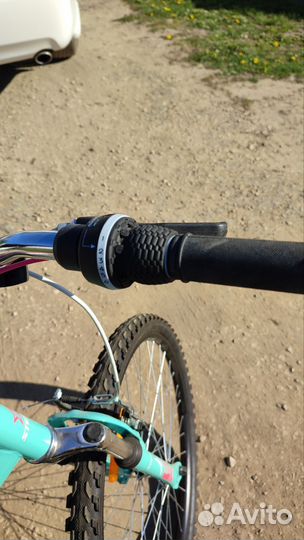 Велосипед взрослый женский горный