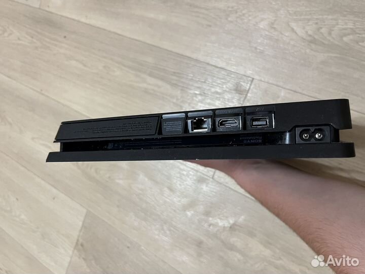 Sony PS4 slim 1tb