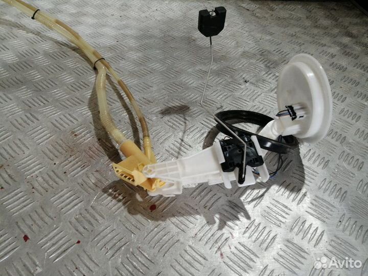 Датчик уровня топлива Volkswagen Tiguan SUV czda