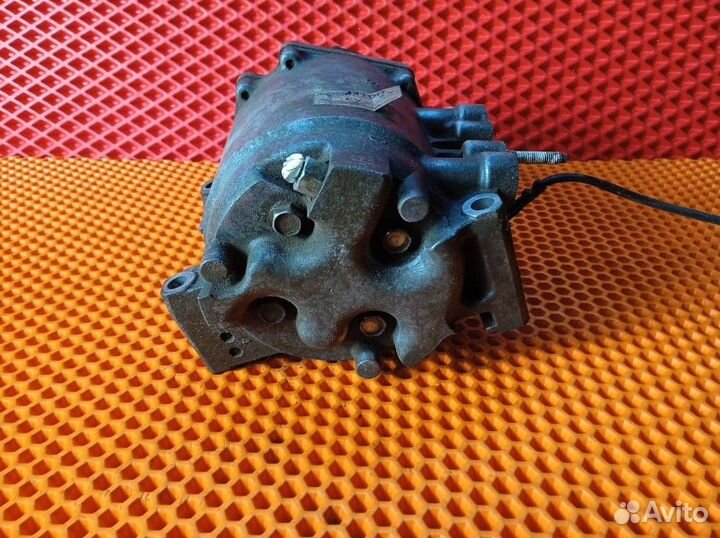 Компрессор кондиционера honda CRV