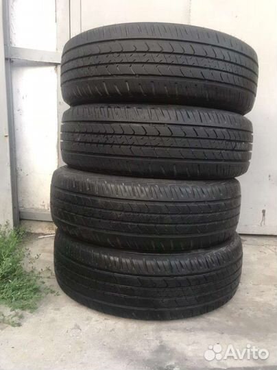 Goodyear EfficientGrip SUV 265/65 R17