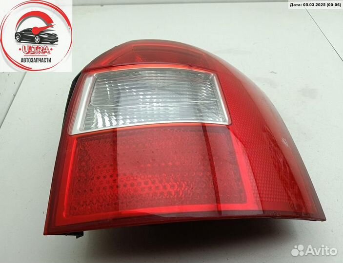 Фонарь задний правый б/у Audi A4 B6 (2001-2004) 08441197