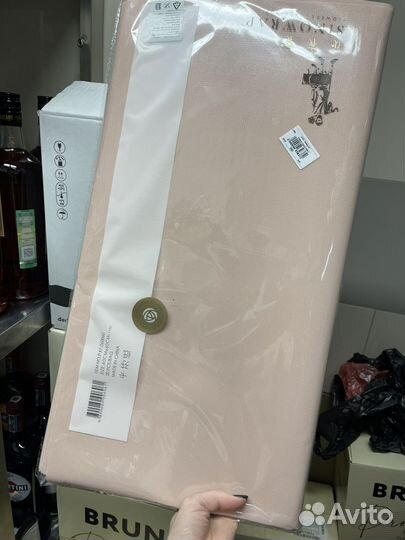 Пленка для декоративного оформления букетов