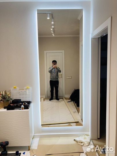 Зеркало с подсветкой на заказ