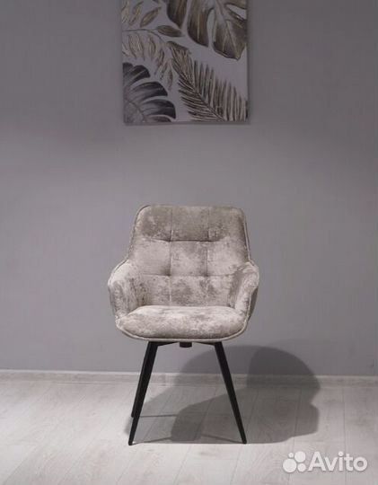 Стул для кухни поворотный мягкий