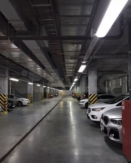Машиноместо, 14 м²