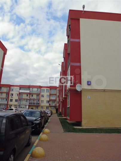 3-к. квартира, 78 м², 1/4 эт.