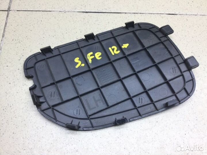 Накладка (кузов внутри) Hyundai Santa Fe 2012