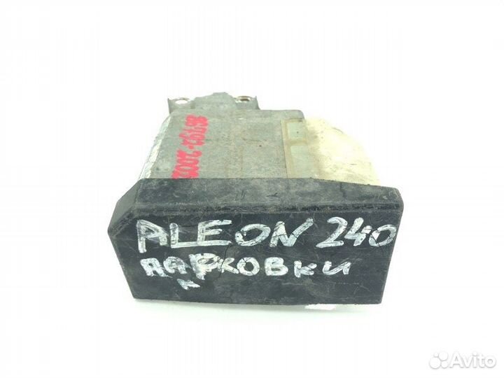 Блок управления парктроником Toyota Allion 1nzfe