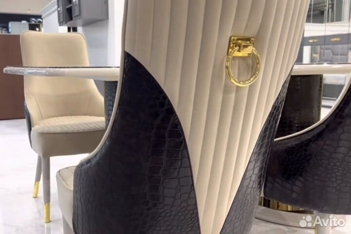 Стол и 6 стульев комплект 