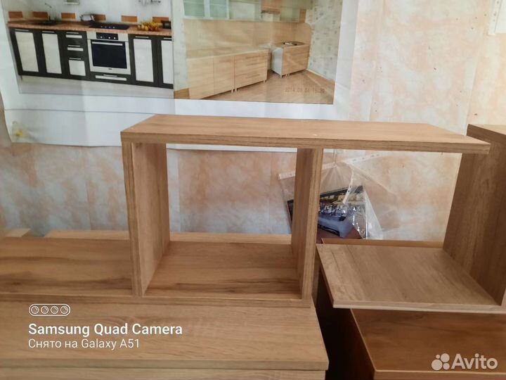 Полки настенные