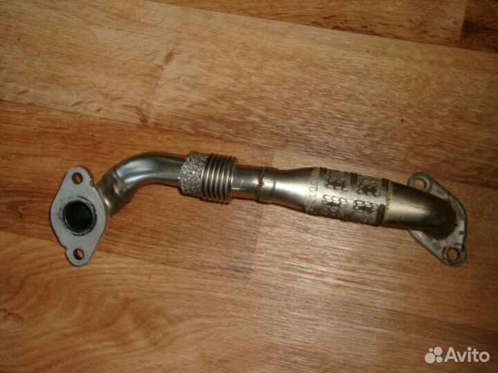 Трубка системы рециркуляции картерных газов EGR