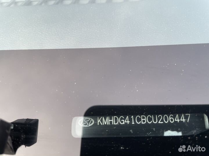 Hyundai Elantra 1.6 AT, 2011, 143 000 км