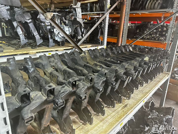 Подрамник Mitsubishi Lancer 9