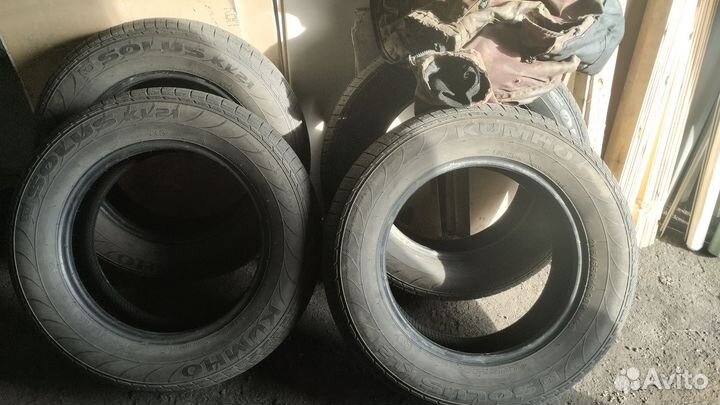 Kumho Solus KL21 215/65 R16