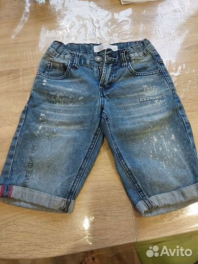 Джинсовые шорты