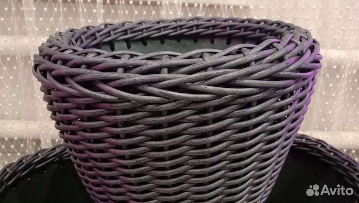 Кашпо из искусственного ратанга для цветов