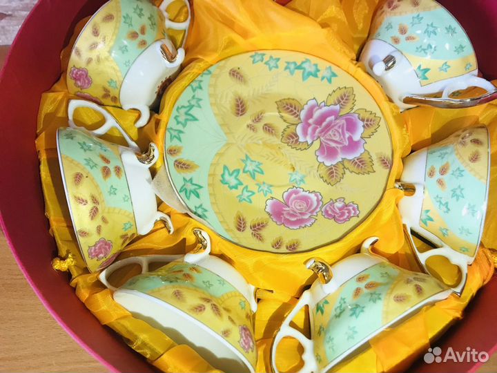 Чайный сервиз на 6 персон, в коробке