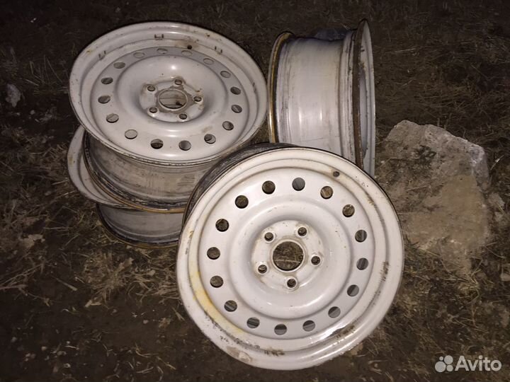 Диски штампованные 4 шт. R-15 газ Волга 3110