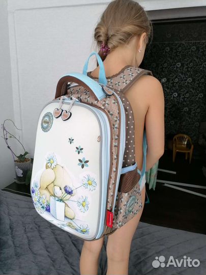 Школьный рюкзак across