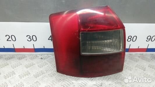 Фонарь задний левый audi A4 B6 (XML06MX01)