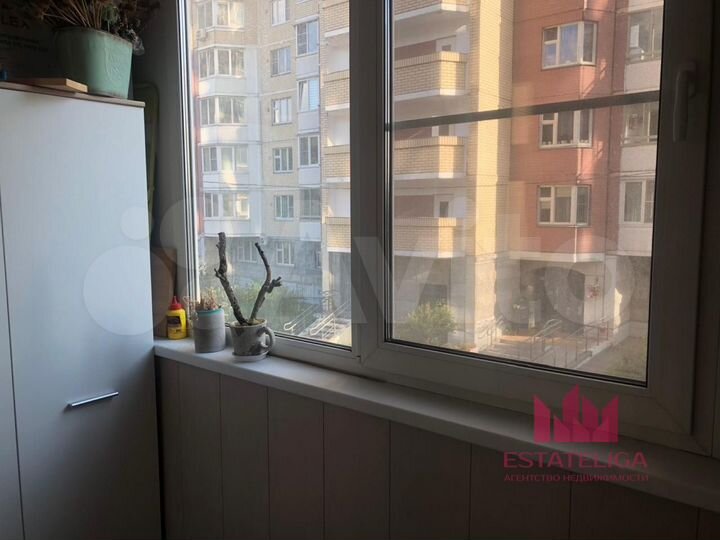 3-к. квартира, 80 м², 2/25 эт.