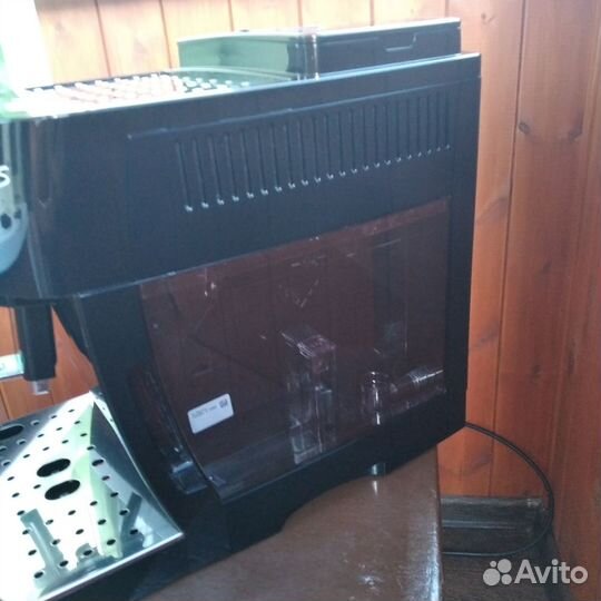 Кофемашина delonghi magnifica s