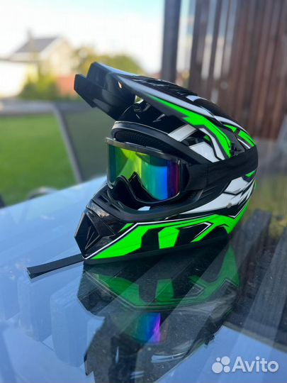 Шлем кроссовый