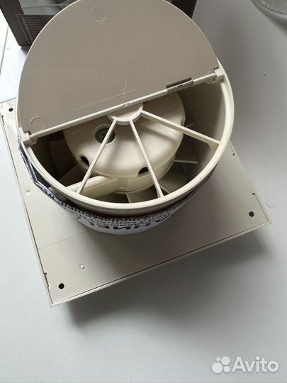 Вентилятор вытяжной осевой канальный