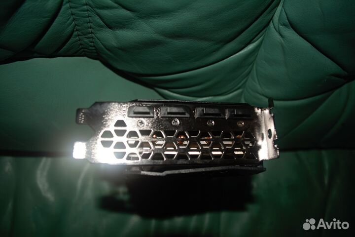 Видеокарта AMD Radeon RX5700XT Gigabyte