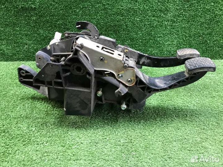 Педальный узел Chevrolet Aveo 2 T300 2012