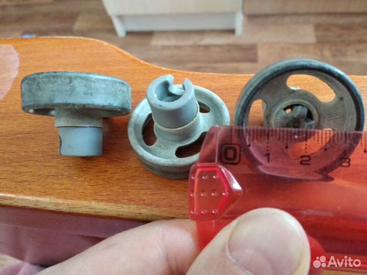 Колеса нижней корзины посудомоечной машины Hansa