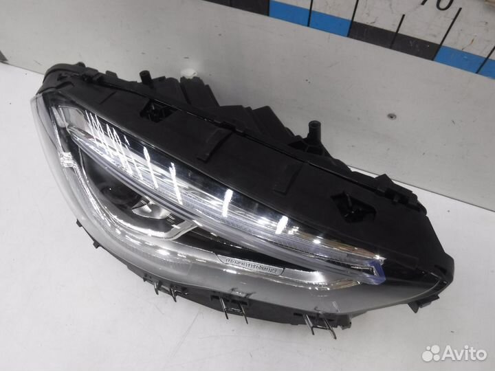 Фара правая Mercedes-Benz GLA-Class