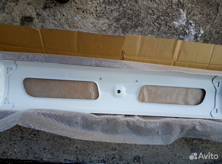 Передний бампер mitsubishi fuso canter