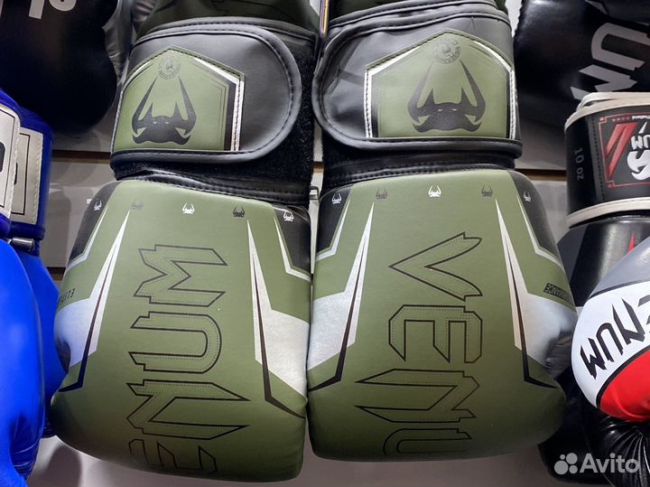 Перчатки Венум