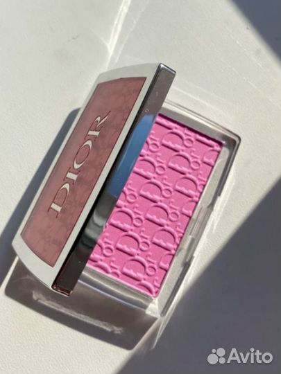 Румяна dior 001