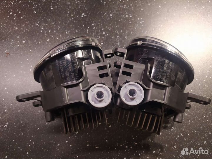 Противотуманные фары led 81210-4805181220-48051