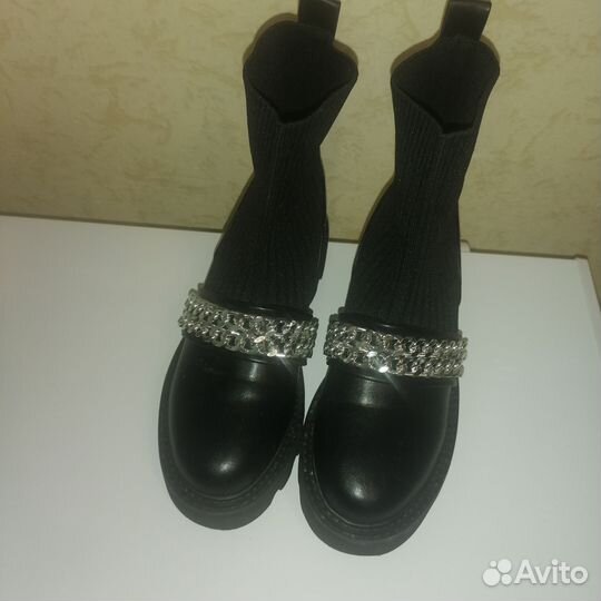 Ботинки демисезонные