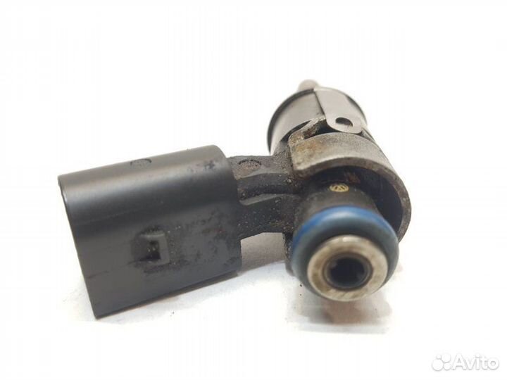 Форсунка топливная Audi A4 AUK 2009