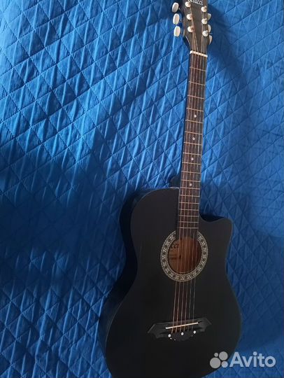 Акустическая гитара belucci