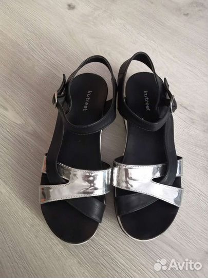 Босоножки для девочки